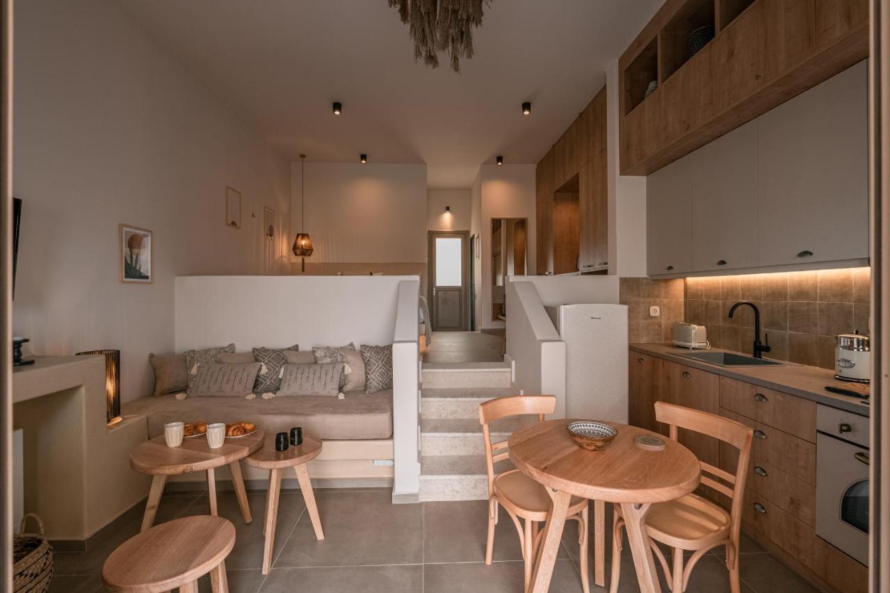 Living Moments Villa Amersa เมซาเรีย ภายนอก รูปภาพ